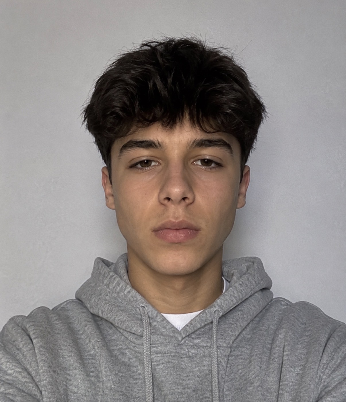 Example of a well-lit, front-facing selfie